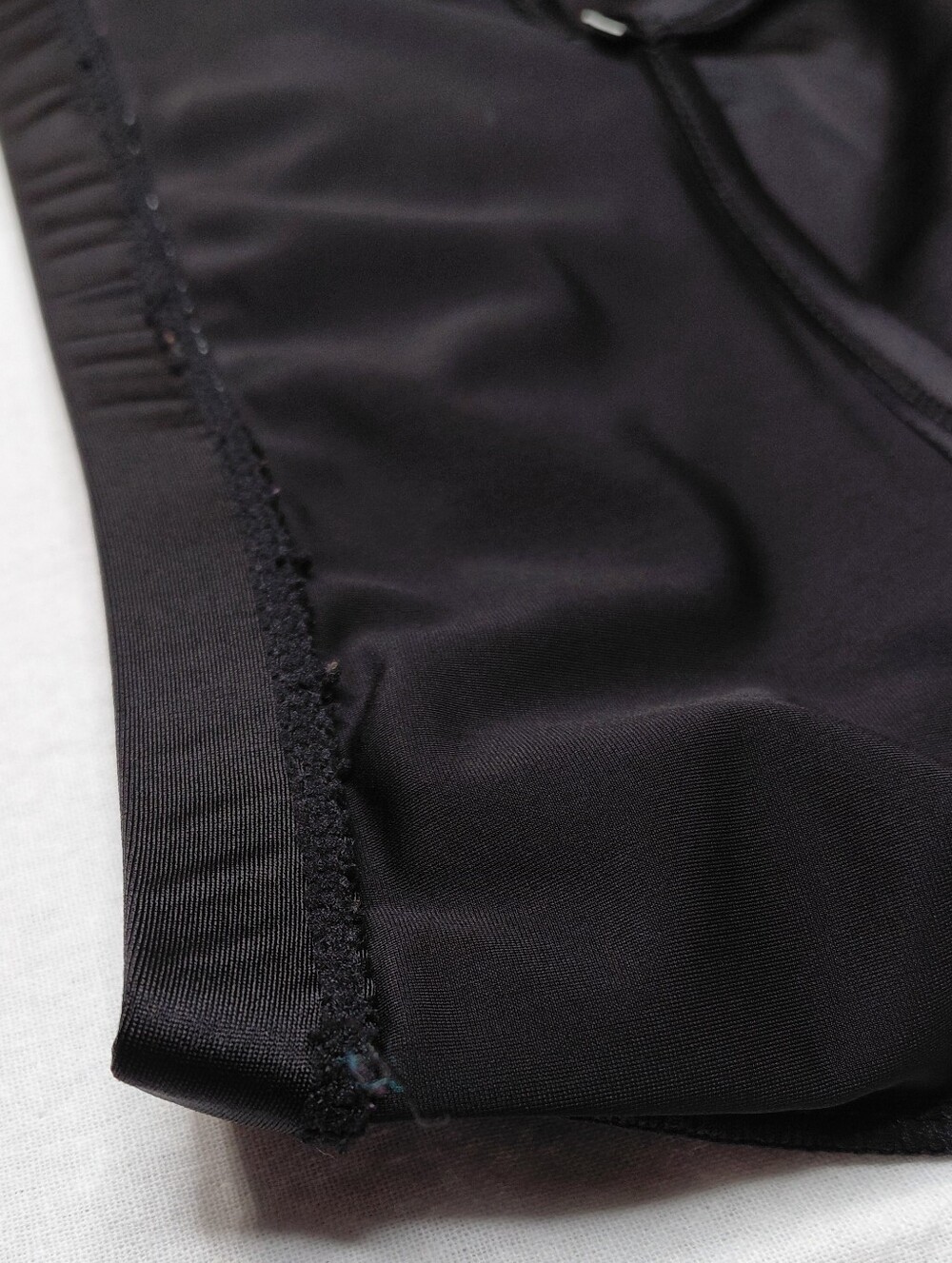 UVSkinz XXL Classic Black Crisscross Back Bikini Top - Women's Swim UPF 50+ - Picture 9 of 11